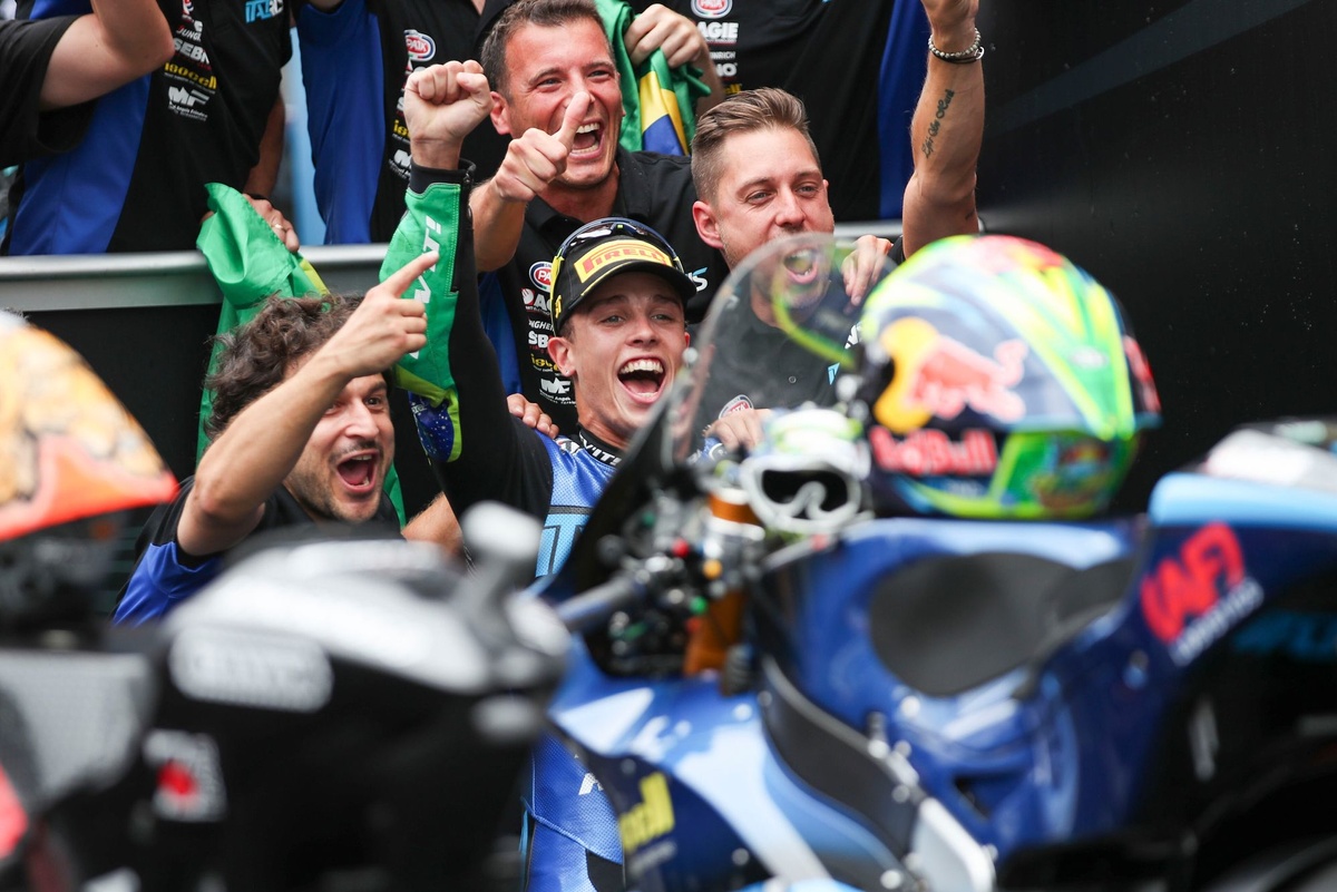 "Preferisco entrare in MotoGP con un team ufficiale"