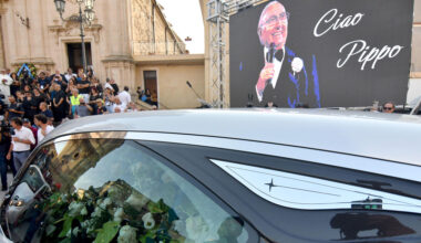 L'ultimo abbraccio di Militello a Pippo Baudo - Notizie