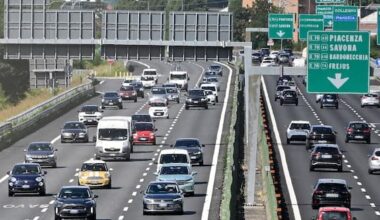Traffico in autostrada, le giornate da bollino nero ad agosto 2025