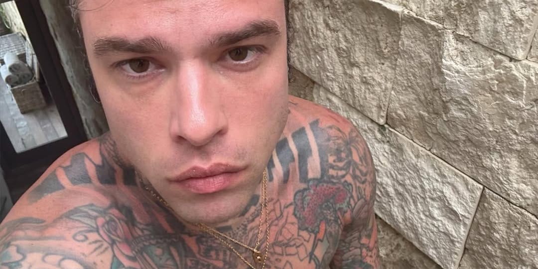 Ma che fa Fedez? Tempesta social in atto