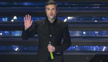 Ma cosa ci fa Fedez alla Festa dello Stocco di Cittanova? SI PRENDE 100MILA EURO, alla faccia dello stoccafisso! Tra Comune e sponsor privati, ecco chi paga - MOW