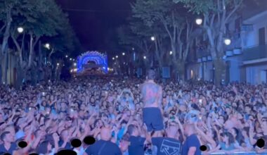 come è finita la serata da 100mila euro di cachet