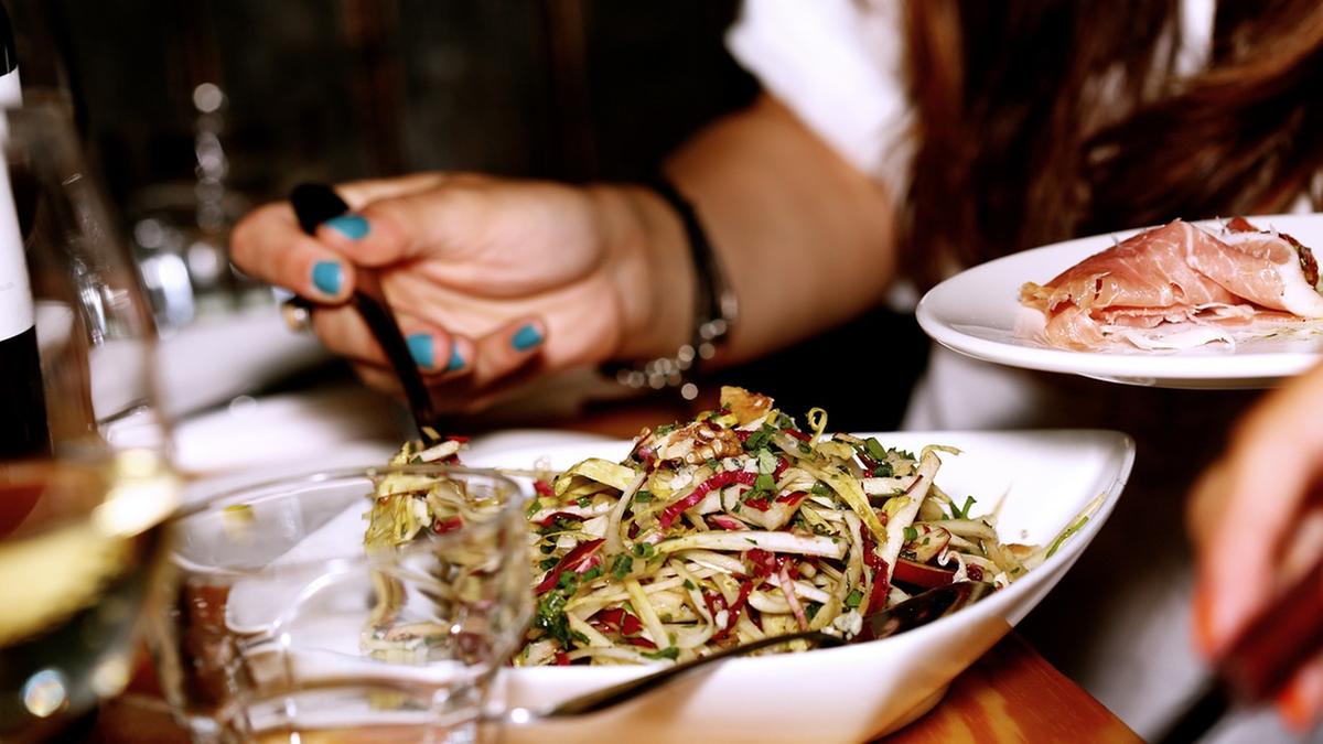 Finale amaro: intossicazione alimentare dopo la cena