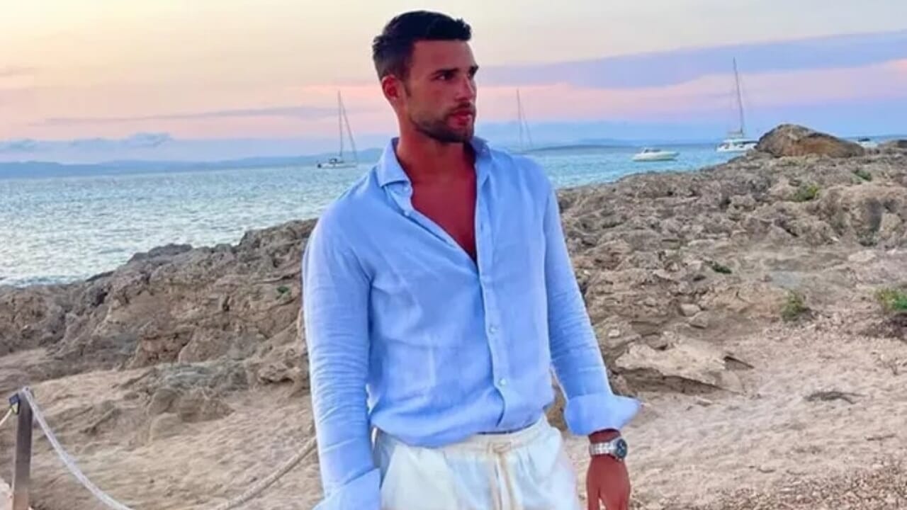 da portiere di calcio a tronista