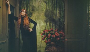 Posseduta dalla musica: ecco ‘Everybody Scream’, il nuovo singolo di Florence and The Machine