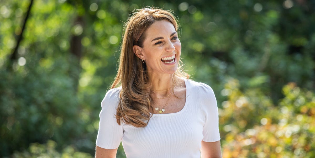 Il bikini a fiori di Kate Middleton, la tendenza da comprare ora
