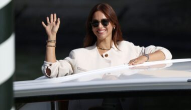 Festival di Venezia 2025, il look di Miriam Leone è tendenza