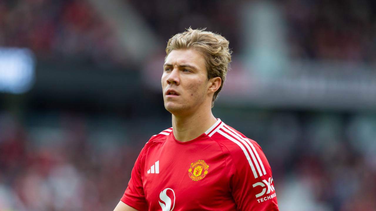 Blindato nuovamente l'accordo tra Napoli e Manchester United per Højlund: le cifre