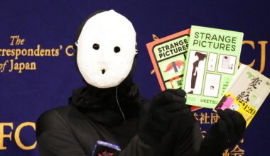 Questo romanzo è il libro dell'estate, c'è chi lo divora in un pomeriggio