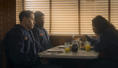 Il Blindato dell'Amore, la recensione del film comedy action con Eddie Murphy e Pete Davidson in streaming su Prime Video