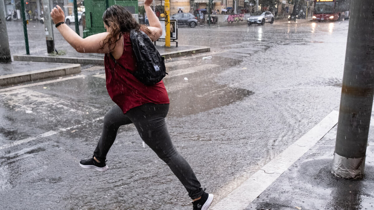 Meteo a Roma e nel Lazio, scatta l'allerta anche per grandinate e forti raffiche di vento