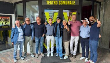 Vasco Rossi e la sua Zocca: “Cammino nei boschi, poi i fan: è impagabile”