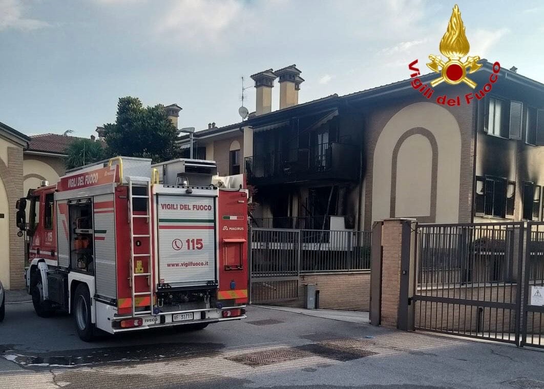 Incendio a Locate Di Triulzi, una donna morta 2