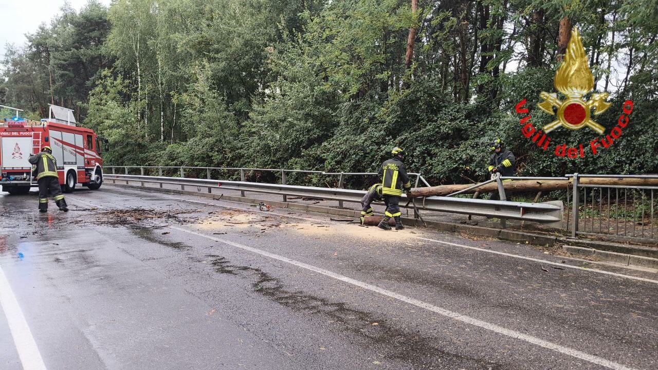 Intervento maltempo vigili del fuoco