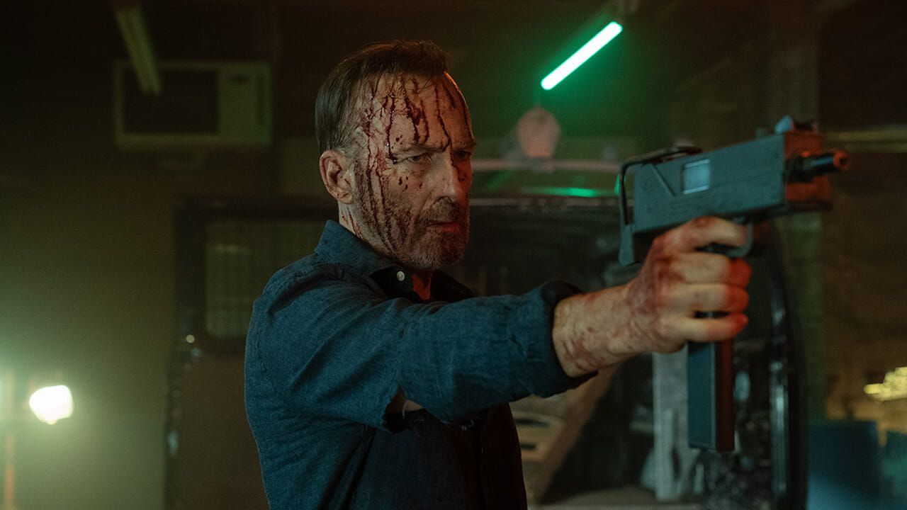 Io Sono Nessuno 2 sconfitto da John Wick su Rotten Tomatoes: punteggio peggiorato