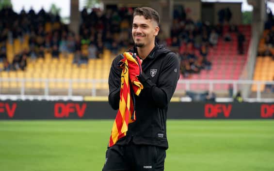 Lecce, Gonzalez annuncia il ritiro: 'Momenti che non torneranno più, grazie per tutto'
