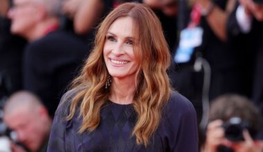 Julia Roberts look, splendida in un abito Versace by Dario Vitale a Venezia 82