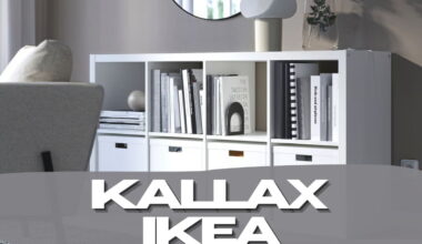 scaffale kallax ikea bianco con scritte in primo piano