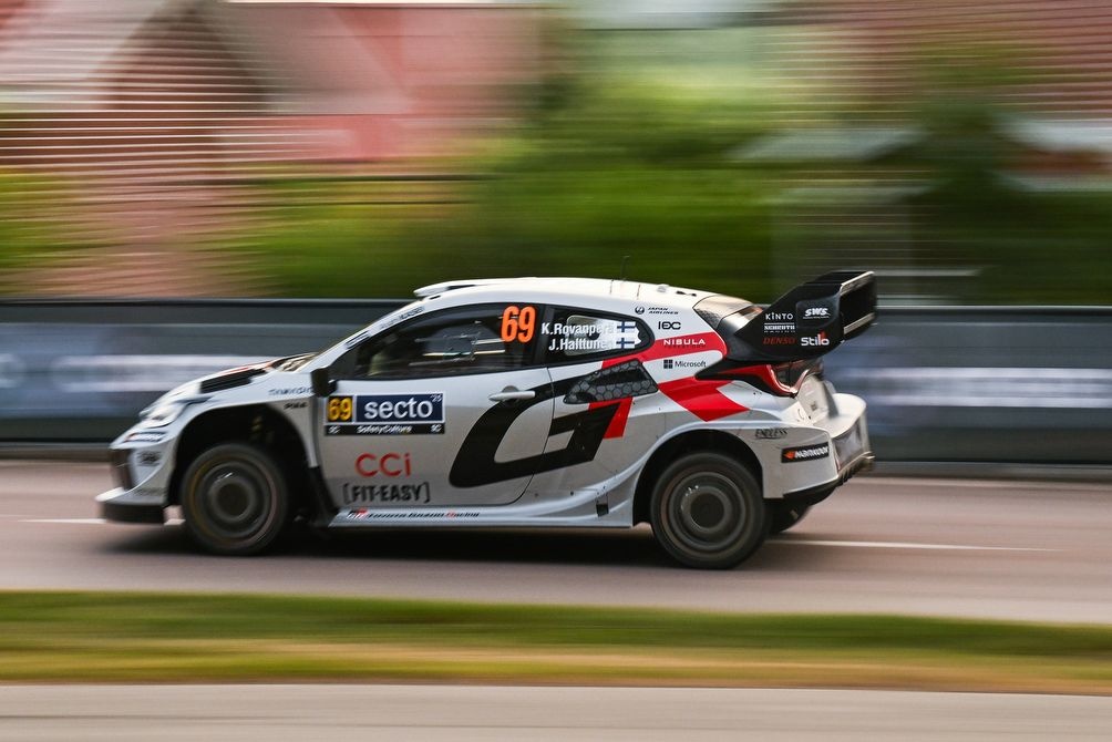 Rally Finlandia, PS2-3: Rovanpera subito imprendibile