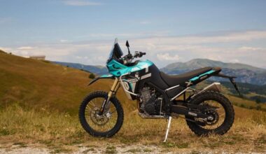 Kove 800X Rally: il nostro PREMIUM test approfondito tra sterratoni veloci e mulattiere toste. Promossa o bocciata? [VIDEO]