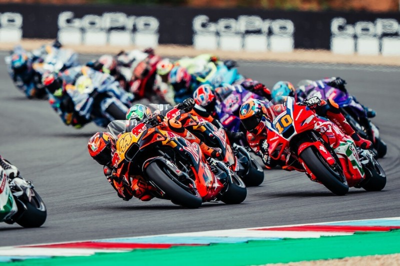 Espargaro soffre la rinuncia di KTM alle wildcard: "Correre è sempre importante"