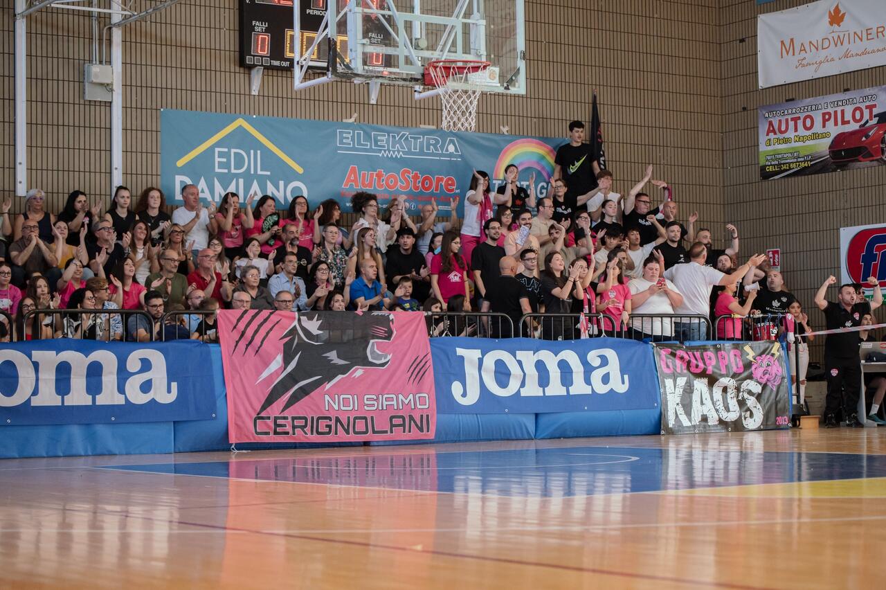 Pallavolo Cerignola: al via la campagna abbonamenti “Live Love Fucsia”