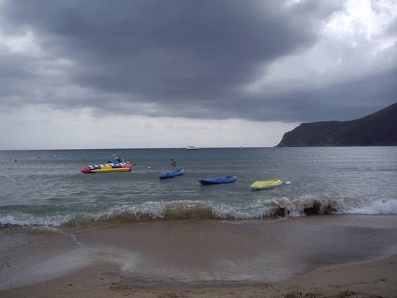 Meteo, allerta grandine e forti temporali in arrivo nelle prossime ore: ecco dove. Le previsioni