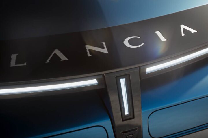 lancia logo