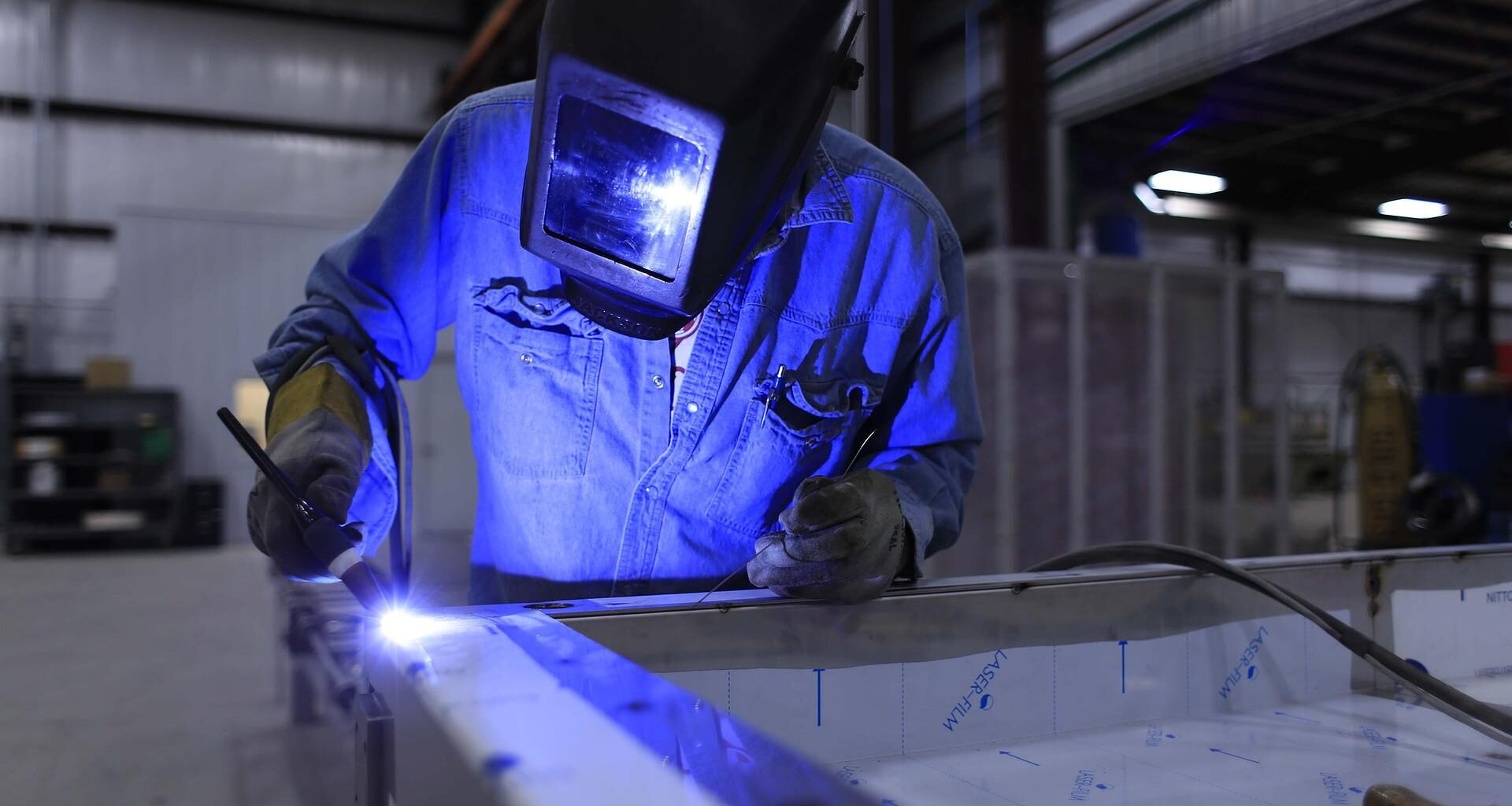 lavoro operaio industria pixabay