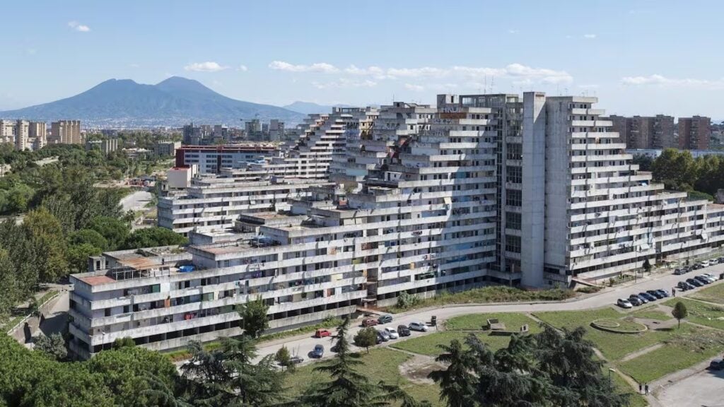 Non siamo mai stati moderni. Ecco come reimmaginare la Vela Celeste di Scampia