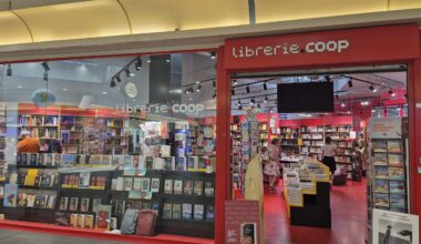 Gli italiani e la lettura: un’estate da romanzo