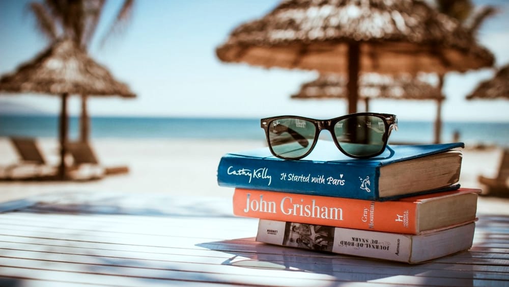 Tre nuovi libri da leggere nel lungo fine settimana di Ferragosto