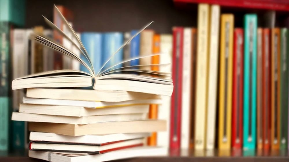 Centinaia di libri donati al Calcit