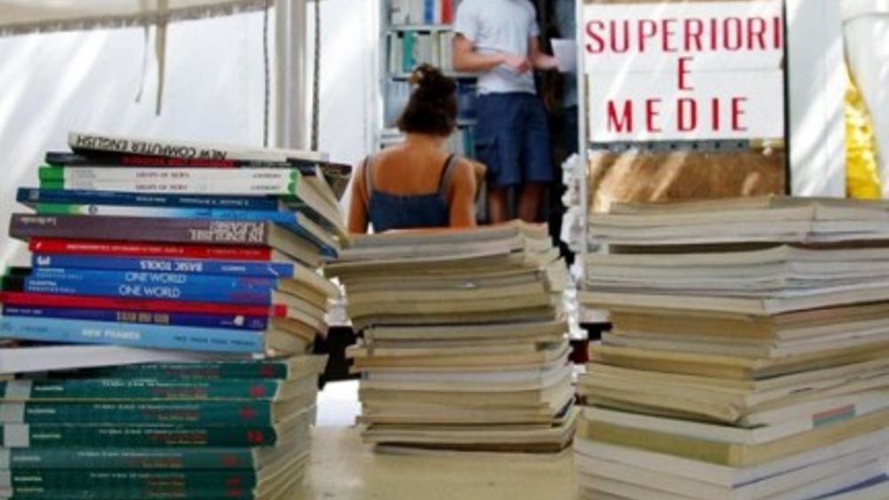 Libri scolastici, confermati i contributi dalla Regione