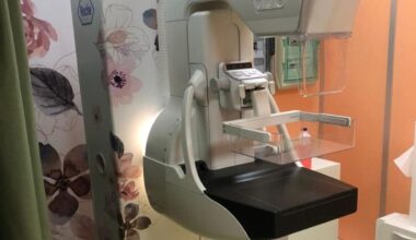 Esami gratuiti e senza appuntamento per prevenire tumori al seno, all'utero e al colon: ecco dove e quando