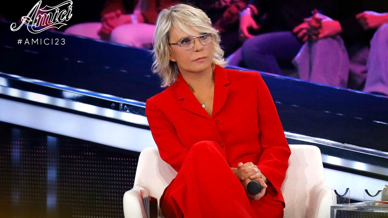 "Ho perso mio padre in un incidente stradale", il racconto straziante dell'ex cantante di Amici, Karima Ammar