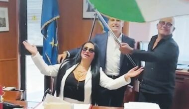 “Calenda ha esagerato: mi caccia per far contenti i salotti borghesi”