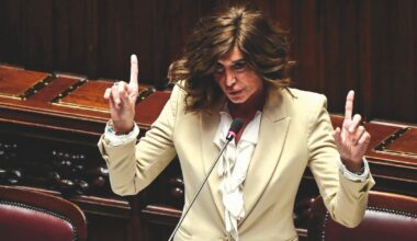 Bernini contro Bolognesi sulla strage di Bologna: è scontro