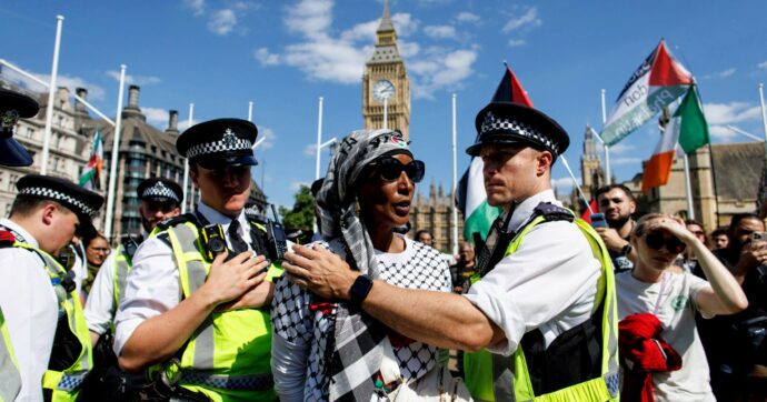 Gaza, arrestati in 400 al corteo pro-Pal di Westminster