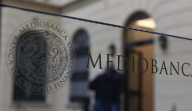Mediobanca, adesioni all’Ops di Mps balzano al 13%. Si avvicina la soglia minima del 35%