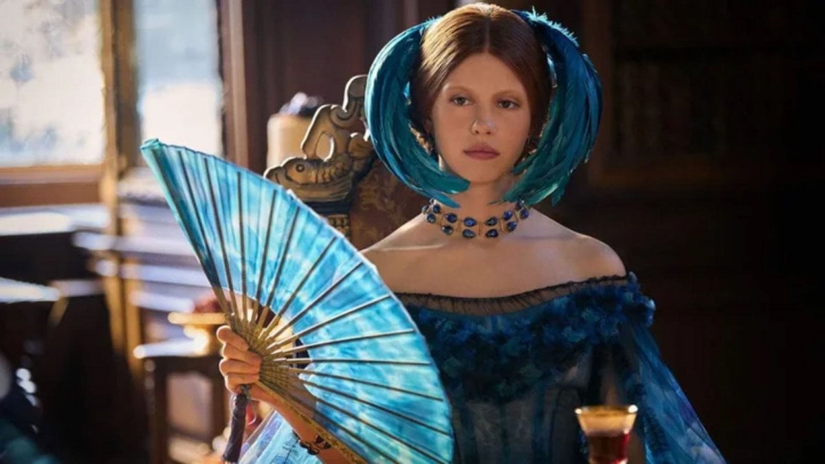 Mia Goth interpreta sia Elizabeth che un ruolo inaspettato nel film di Guillermo del Toro