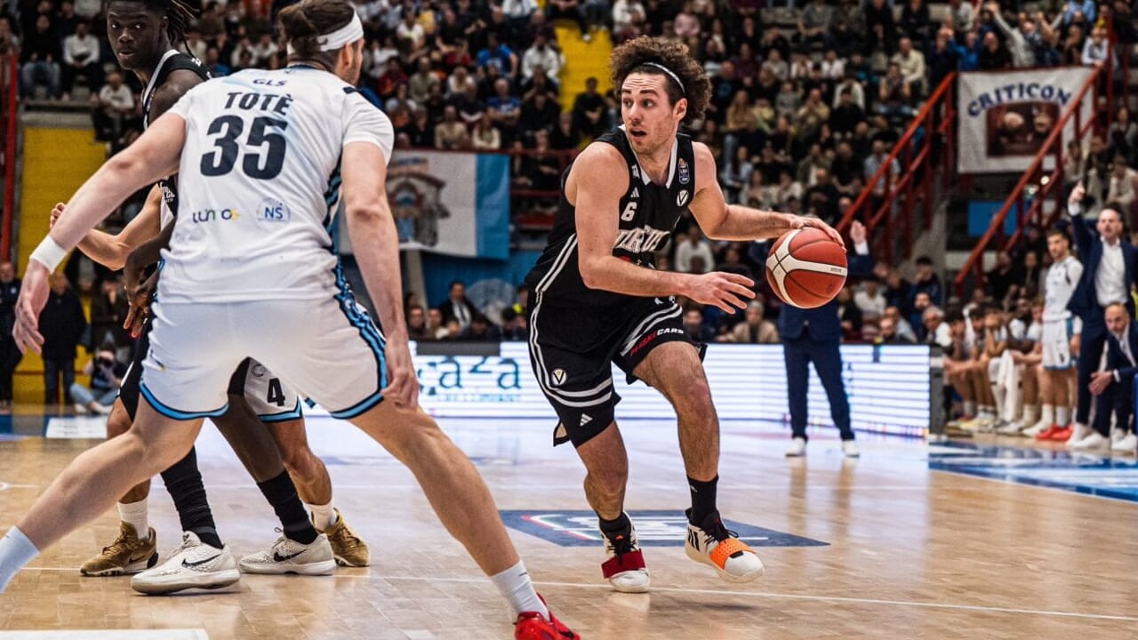 La Virtus incappa in una serata storta, al PalaBarbuto vince il Napoli Basket