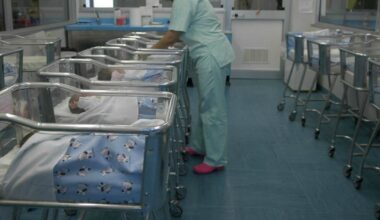 Test competenza genitoriale in Danimarca: bimba Inuit tolta alla madre | Il Fatto Quotidiano
