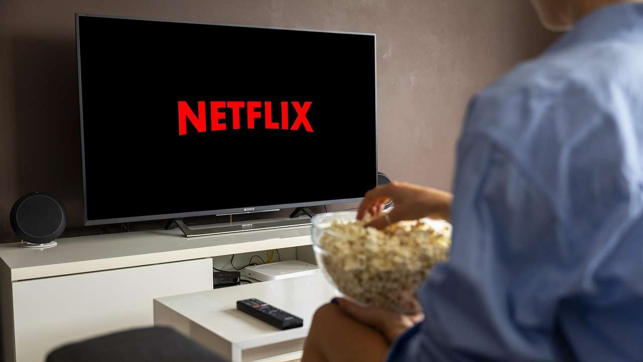 Ultim'ora Netflix: A SETTEMBRE NON SI PAGA NIENTE | Visione libera per tutti gli utenti