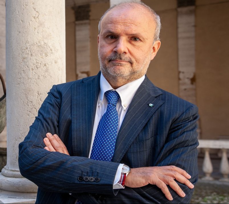 Manovra, Fnomceo: 10 miliardi per i professionisti sanitari o Ssn muore