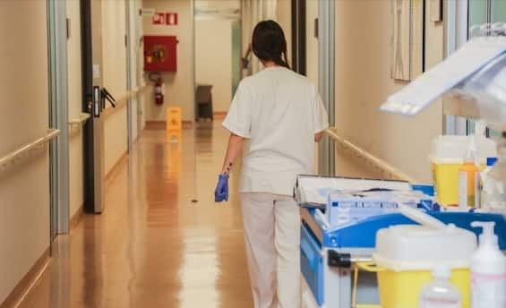 Bolzano, sospeso l’uso di un detergente dopo il decesso di due neonati