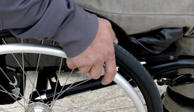 Lo sfogo di un disabile rimasto senza servizio oss: "Costretto a elemosinare un diritto che dovrebbe essere garantito dallo Stato"