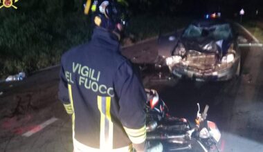 tre giovani feriti, due in condizioni gravissime