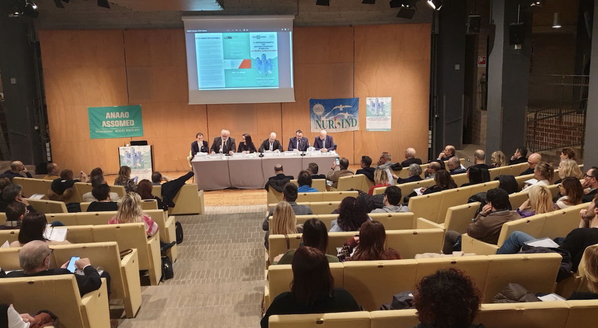 Sanità marchigiana al bivio: medici e infermieri chiamano i candidati al confronto sui modelli del futuro