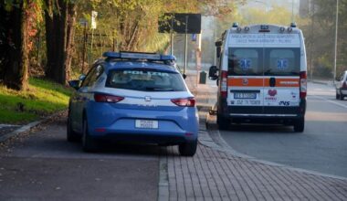 Precipita dal secondo piano di un hotel, gravissima una donna di 30 anni